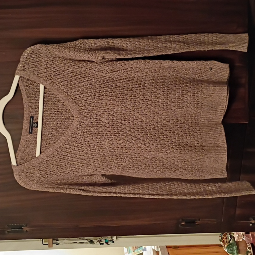 Women's American Eagle Taupe Textured Knit V-Neck Long Sleeve Sweater size XS
